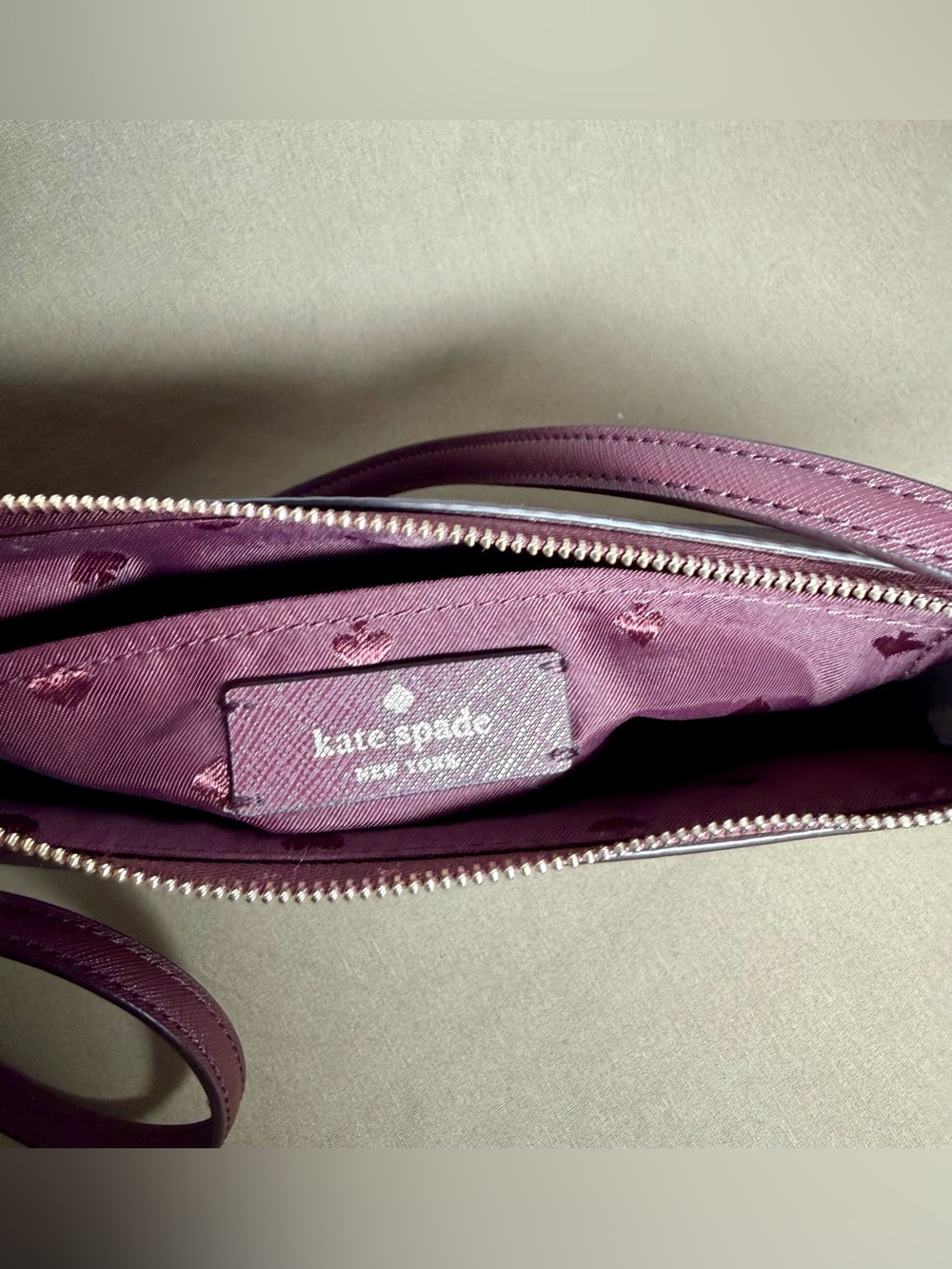 kate spade NWOT burgundy glitter crossbody bag - Picture 5 of 6